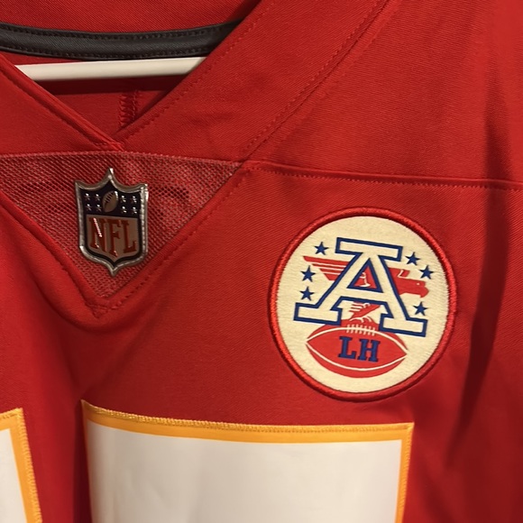 Patrick Mahomes jersey - Picture 2 of 5